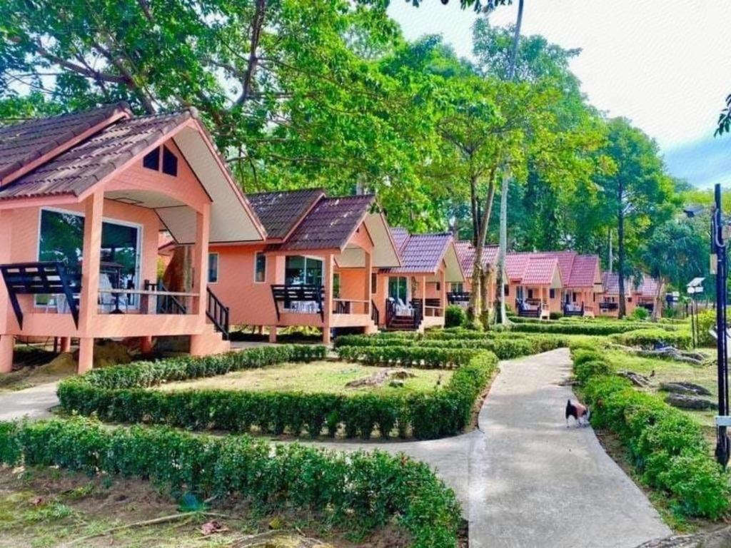 Sea Flower Resort Ко Чанг Экстерьер фото